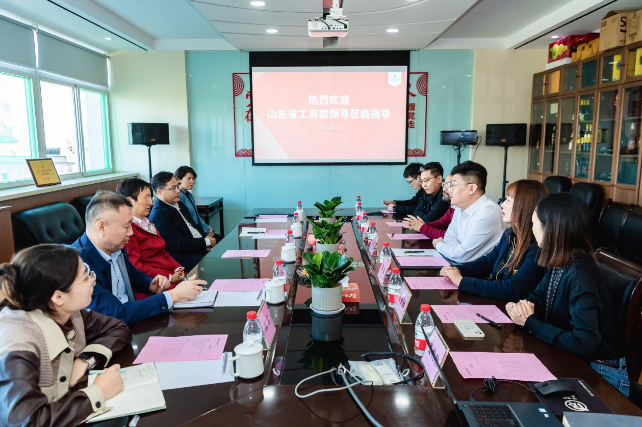 省人大常委會副主任王隨蓮蒞臨陽光盛世文化傳播集團走訪調研